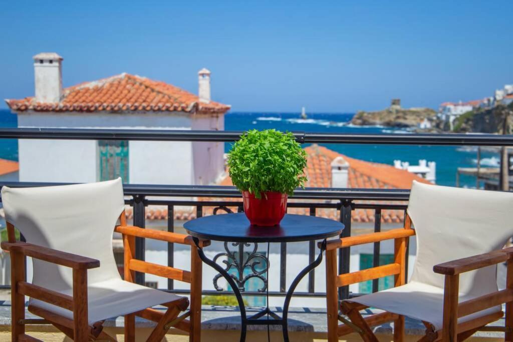 Seaview Stylish Flat In Andros - Walk To Beach Exterior foto